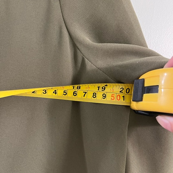 Michael Kors size 4 dress shirt - Picture 6 of 6